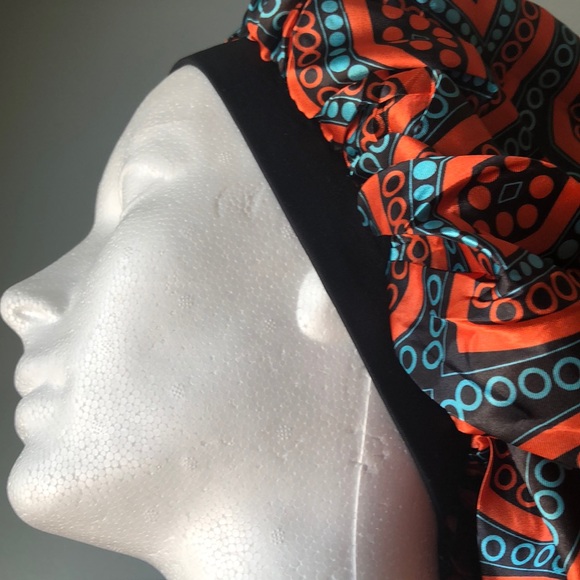 Hair bonnet,fits all,with stretching bands - Picture 3 of 4